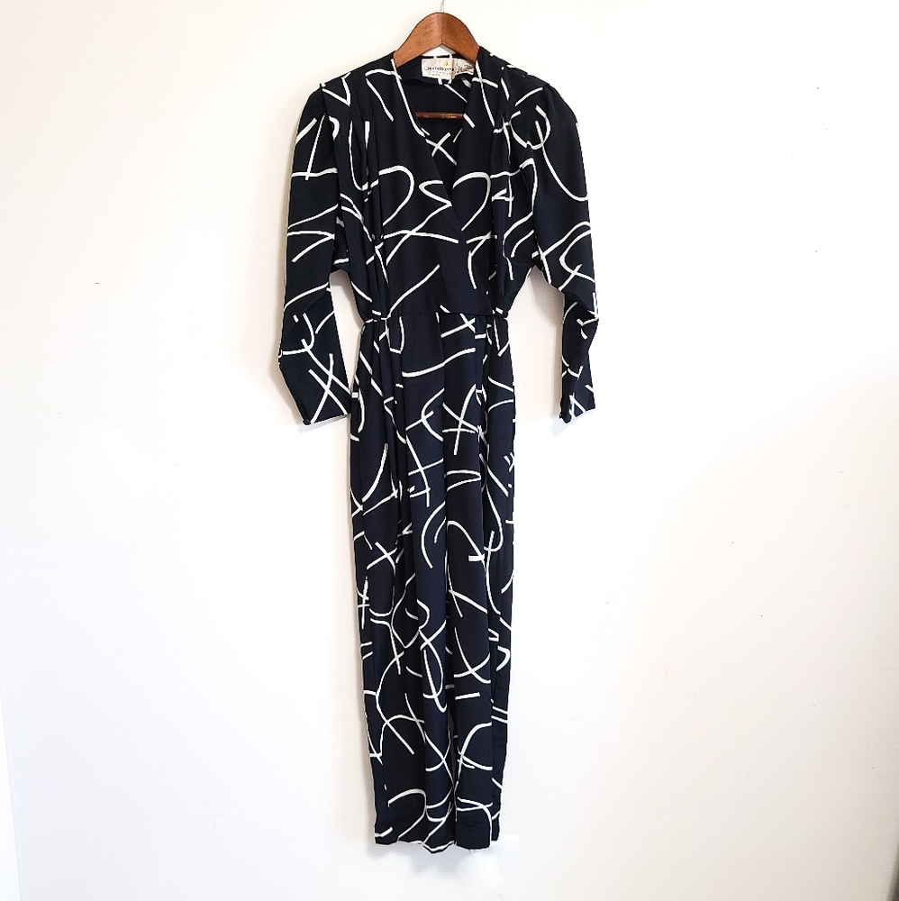 Vtg. Liz Claiborne 80s Black & White SWIRL Pattern JUMPSUIT